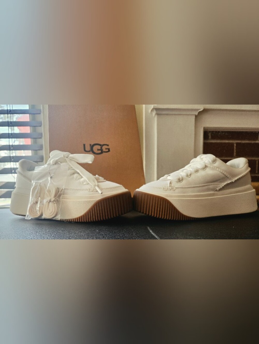 NIB UGG EZ-Duzzit Essential Lace Up Platform Sneakers - White - 6.5